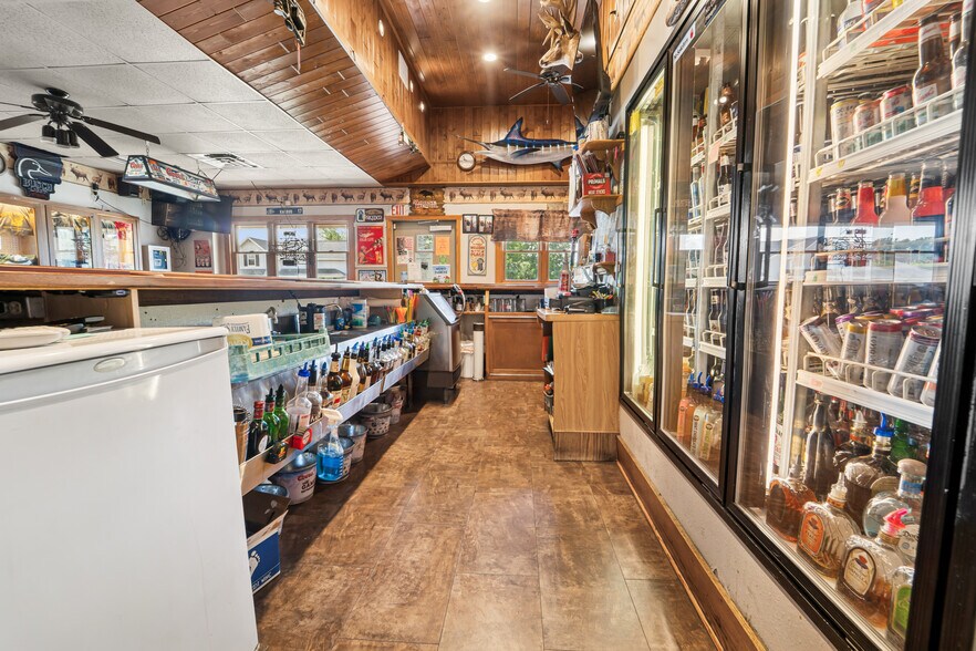 More Photos Of E9102 State Road 96 Hwy, Fremont Restaurant For Sale