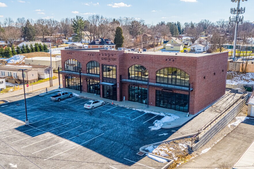 More Photos Of 3345 University Ave, Morgantown Storefront Retail Office For Lease