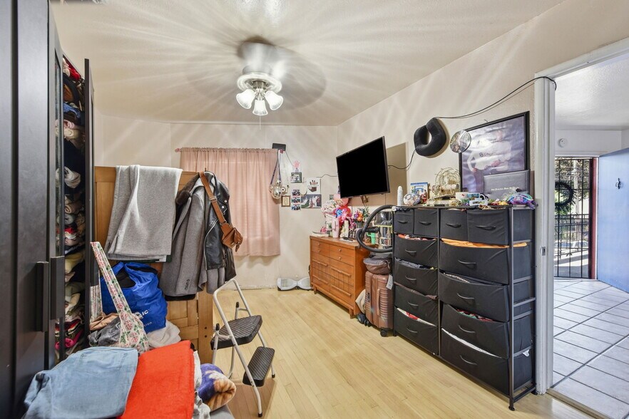 More Photos Of 3050-3058 Davis St, Oakland Apartments For Sale