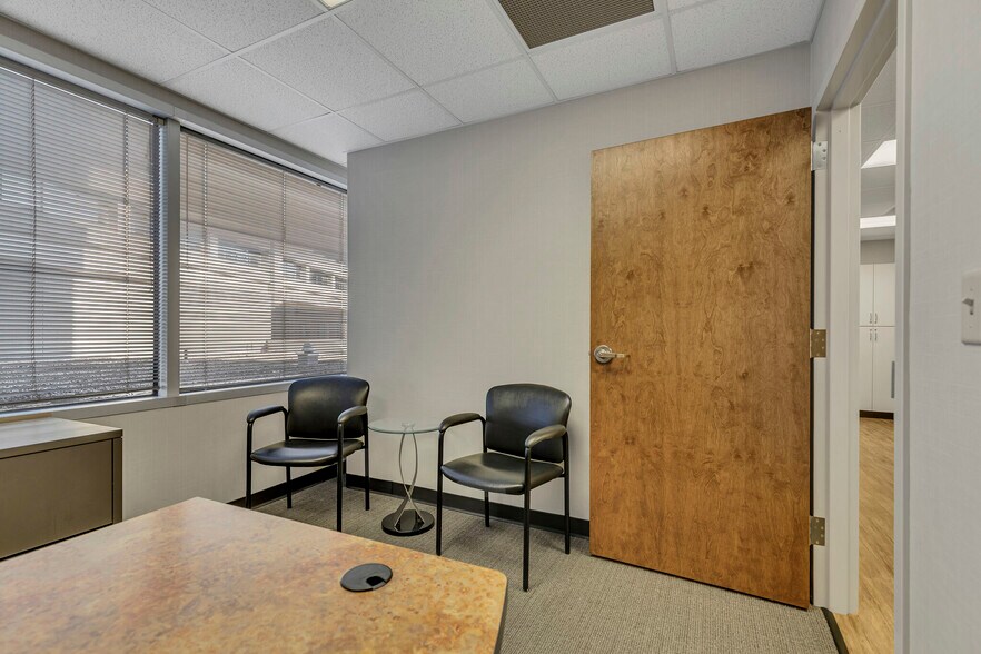 More Photos Of 2004 Hayes St, Nashville Medical For Lease