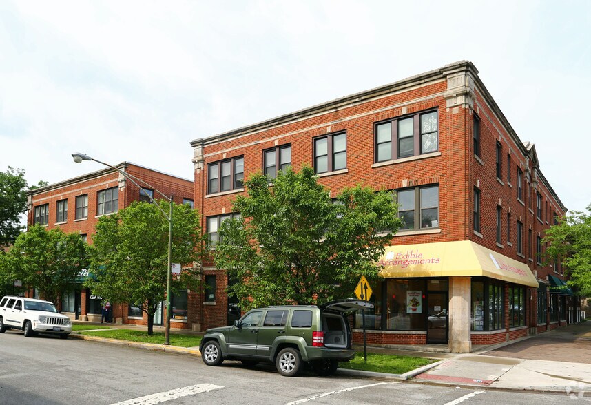 More Photos Of 4335 W Irving Park Rd, Chicago Apartments For Sale