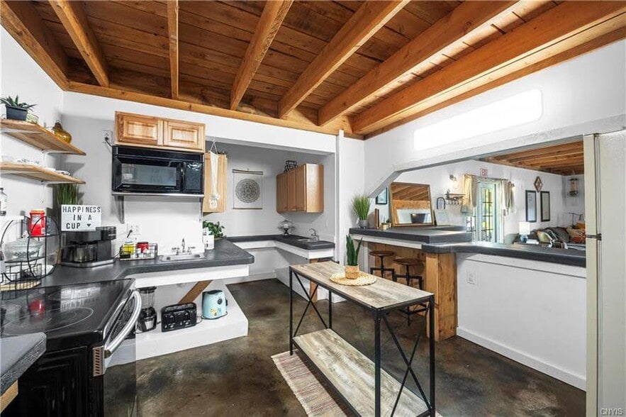 More Photos Of 2624 County Route 2, Richland Freestanding For Sale