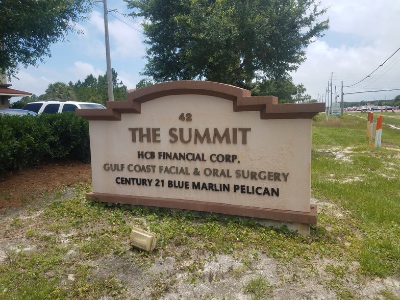 More Photos Of 42 Business Centre Dr, Miramar Beach Office For Sale