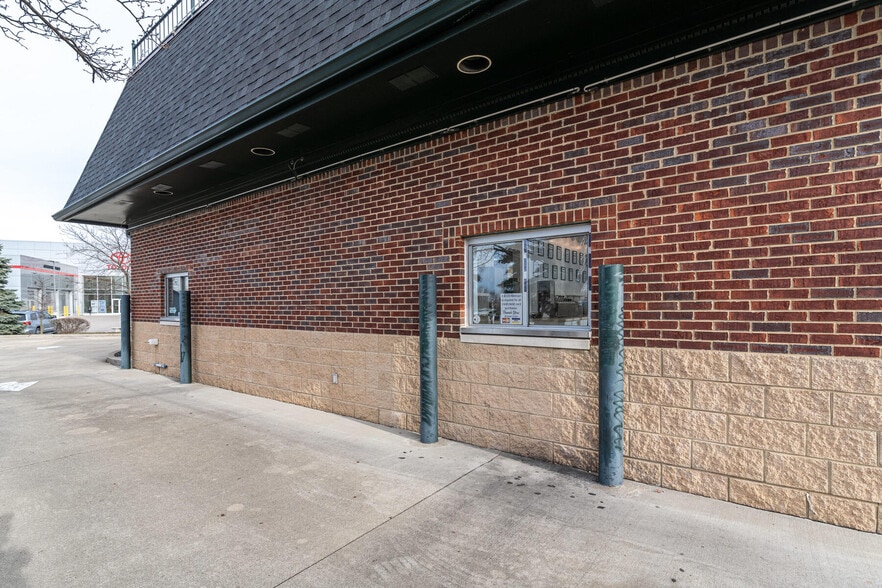 More Photos Of 9270 E 141st St, Noblesville Fast Food For Sale