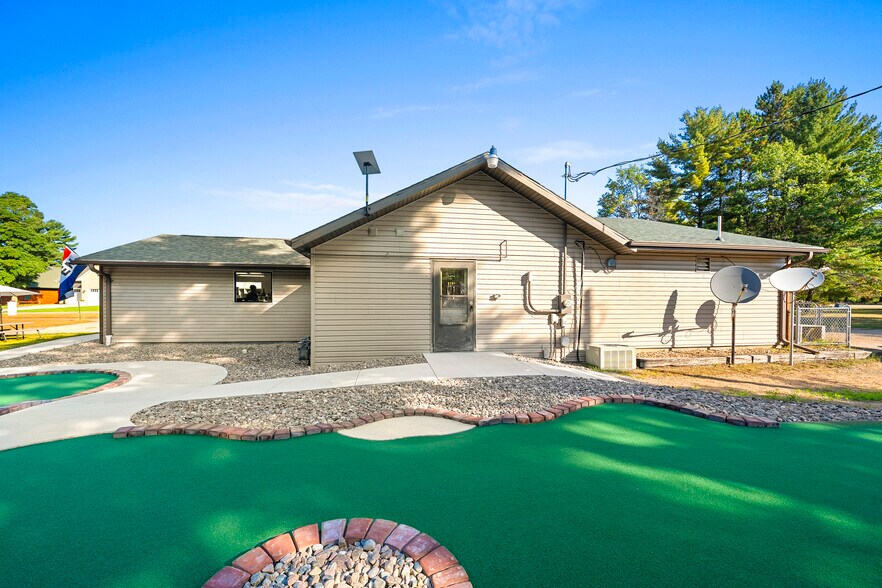 More Photos Of 15376 County Highway W, Crivitz Convenience Store For Sale