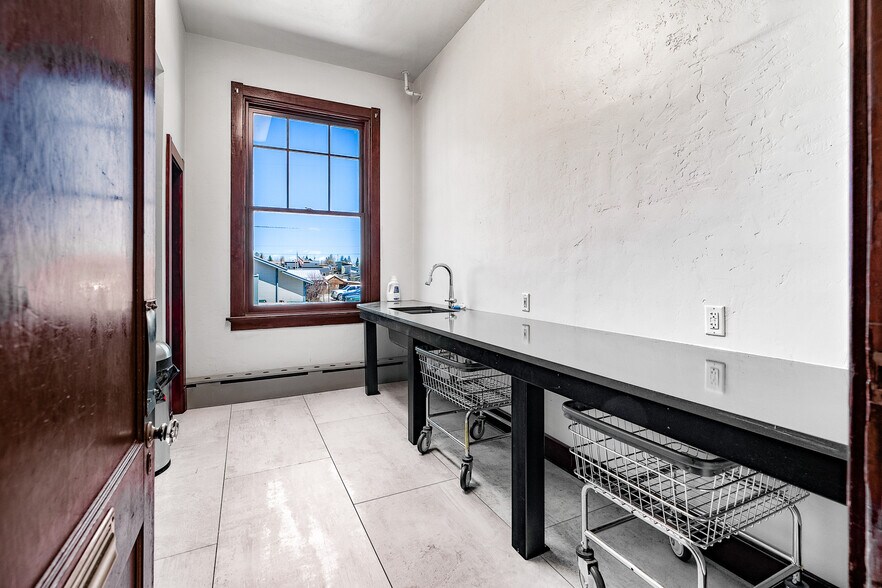 More Photos Of 500 Main St, Fairplay Hotel For Sale