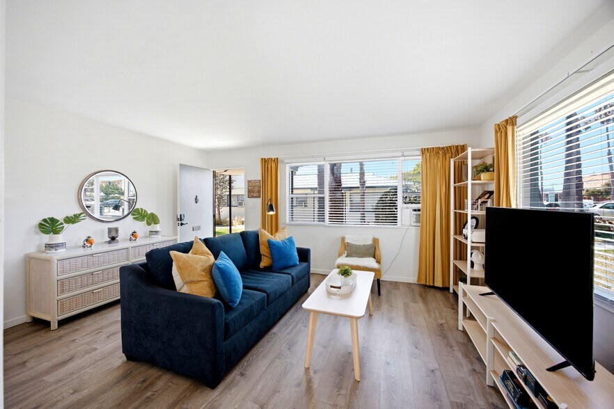 More Photos Of 1057 Grand Ave, San Diego Apartments For Sale