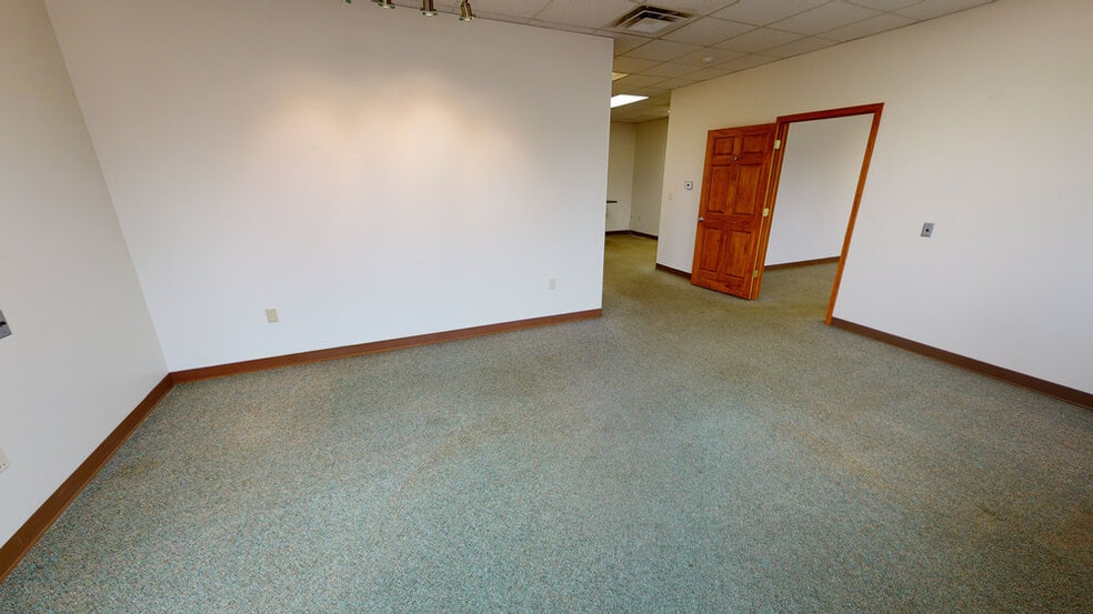 More Photos Of 2801 N Jasper St, Decatur Industrial For Sale