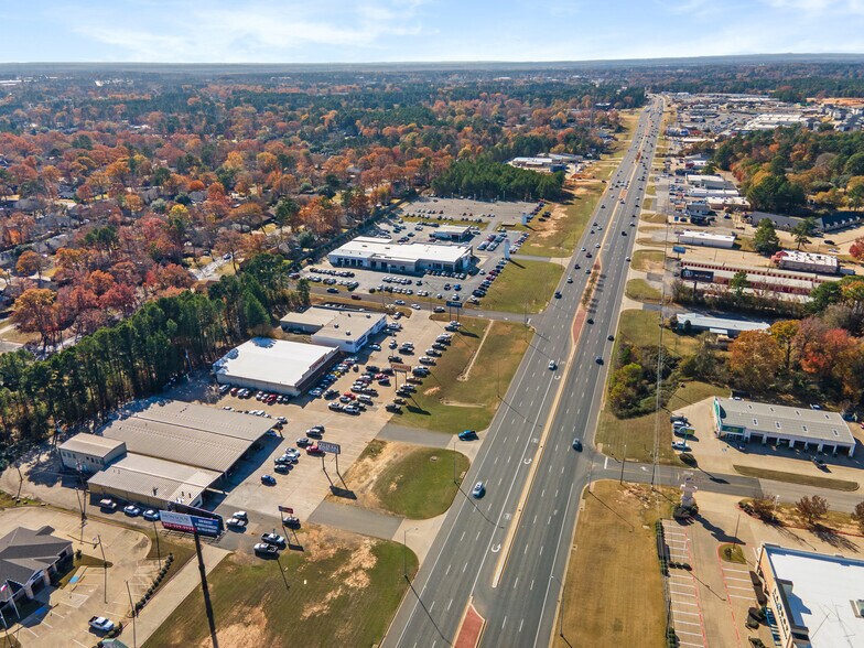 More Photos Of 1310 W Loop 281, Longview Freestanding For Sale