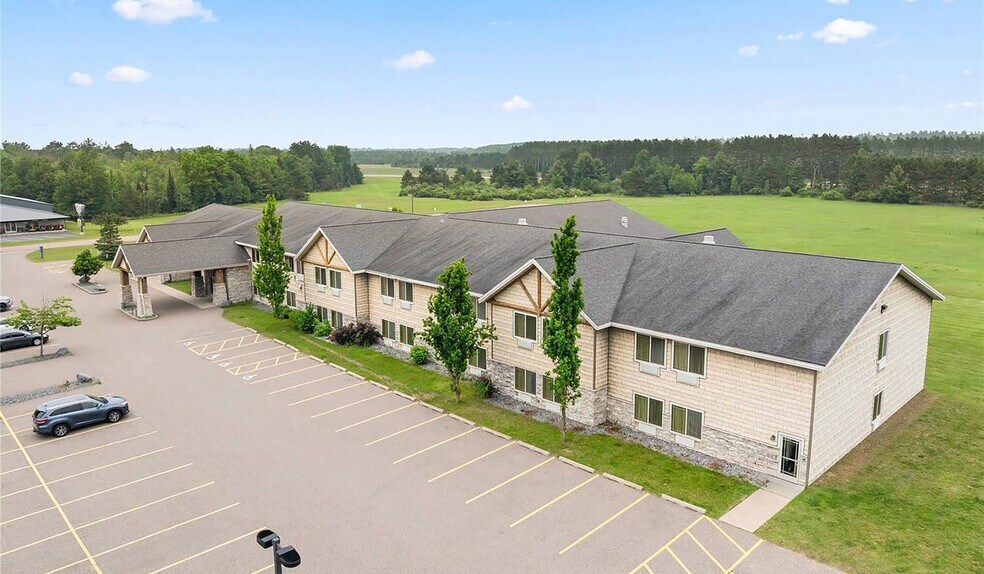 More Photos Of 1738 Comfort Dr, Tomahawk Hotel For Sale