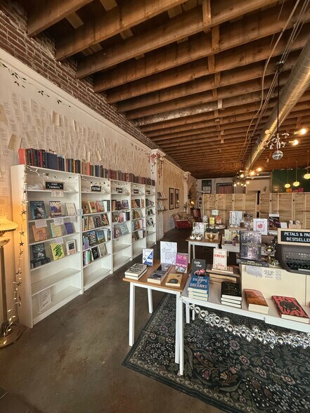 More Photos Of 956 Santa Fe Dr, Denver Storefront For Lease