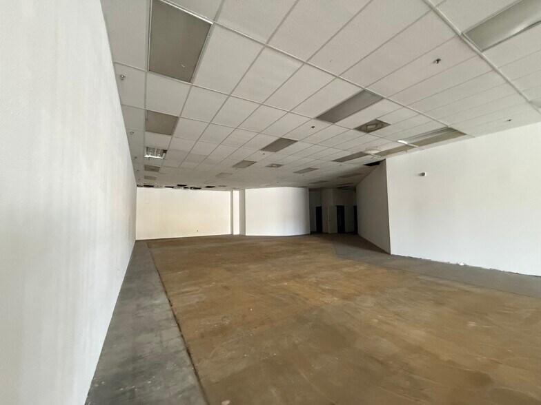More Photos Of 1720-1868 E Charleston Blvd, Las Vegas Unknown For Lease
