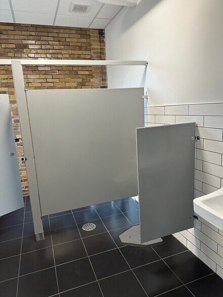 More Photos Of 722 Scott St, Covington Loft Creative Space For Lease