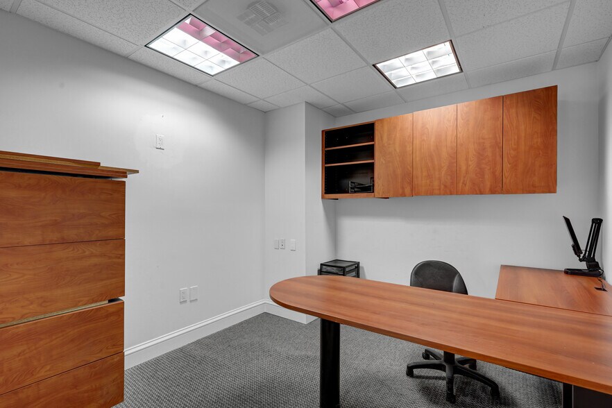 More Photos Of 1142-1148 Walker Rd, Great Falls Medical For Sale
