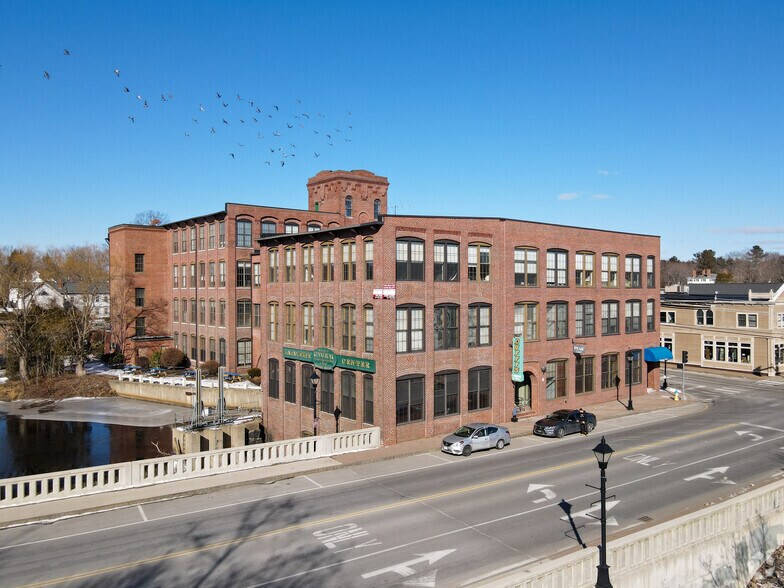 Primary Photo Of 2 Storer St, Kennebunk Office For Lease