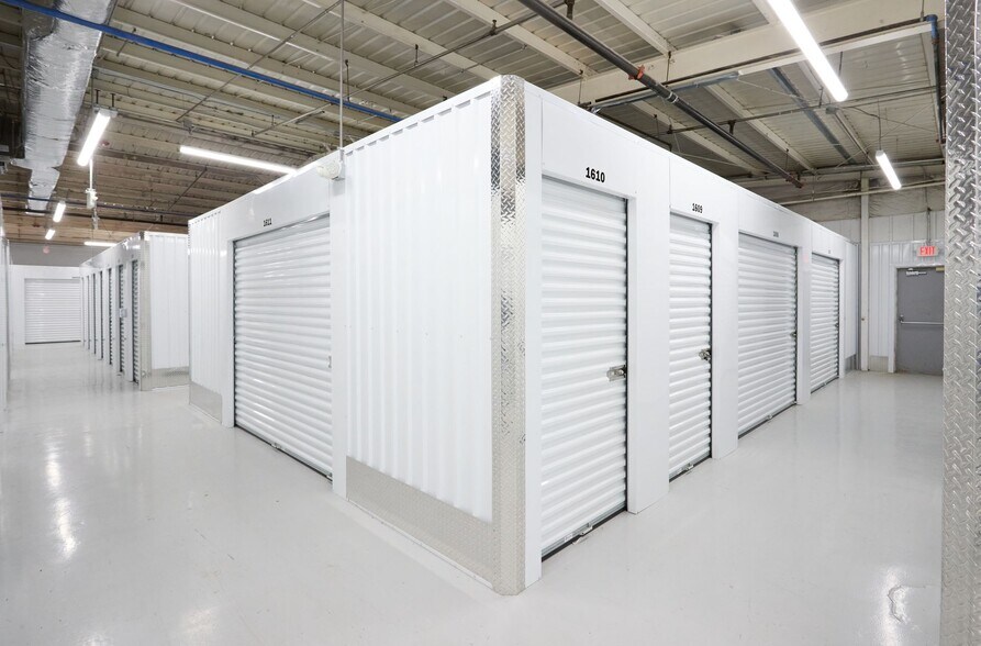 More Photos Of 225 N Monroe St, Olathe Self Storage For Sale