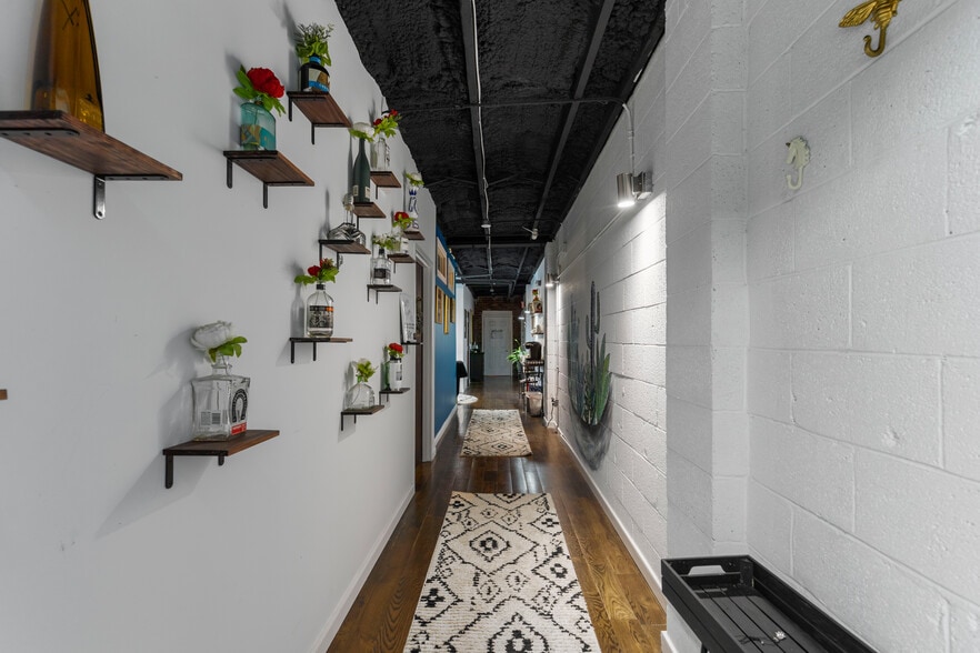 More Photos Of 2614 W Cary St, Richmond Freestanding For Sale