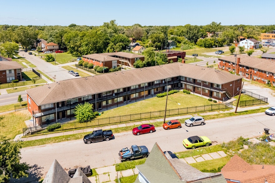 More Photos Of 9441 Queen St, Detroit Multifamily For Sale