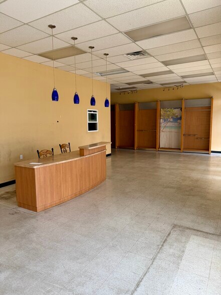 Primary Photo Of 630 Nordahl Rd, San Marcos Storefront For Lease
