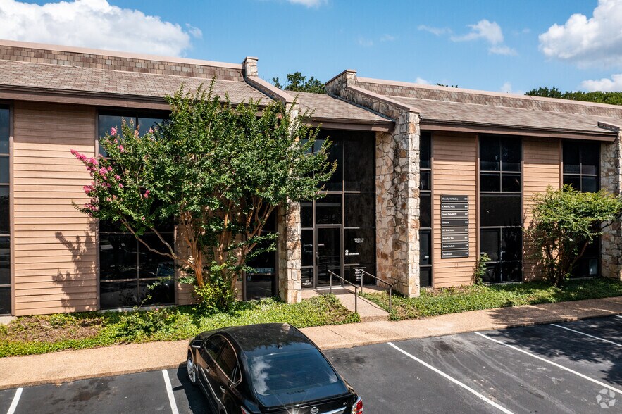 More Photos Of 8500 N MoPac Expy, Austin Office For Sale