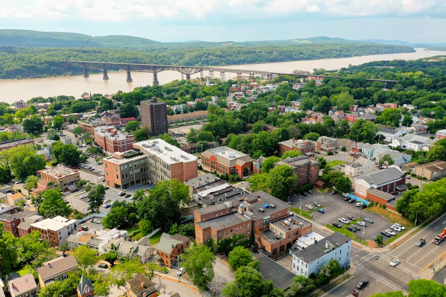 More Photos Of 214 Main St, Poughkeepsie Loft Creative Space For Sale