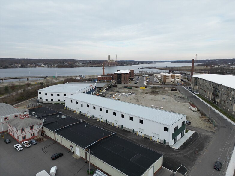 More Photos Of 140 Ace St, Fall River Light Manufacturing For Lease