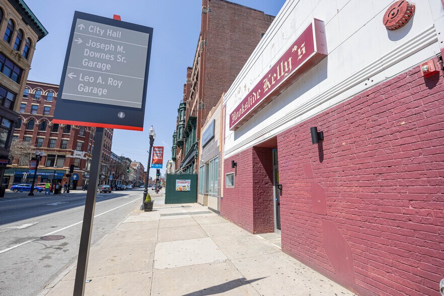 More Photos Of 19 Merrimack St, Lowell Restaurant For Sale
