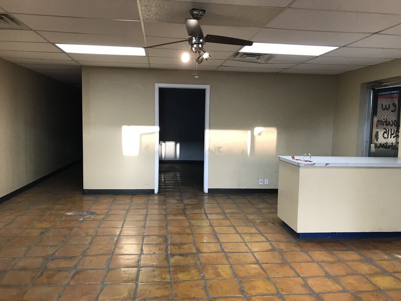 More Photos Of 1720 E 7th St, Odessa Industrial For Lease