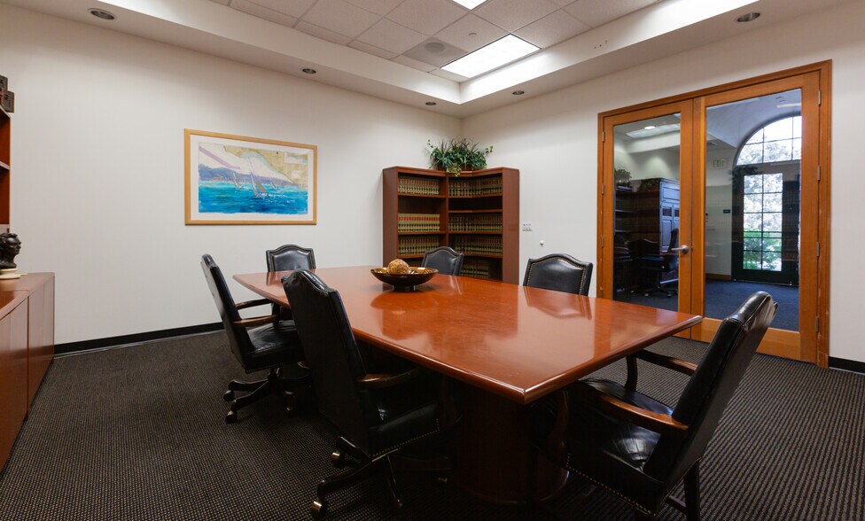 More Photos Of 27345 Ortega Hwy, San Juan Capistrano Office For Lease