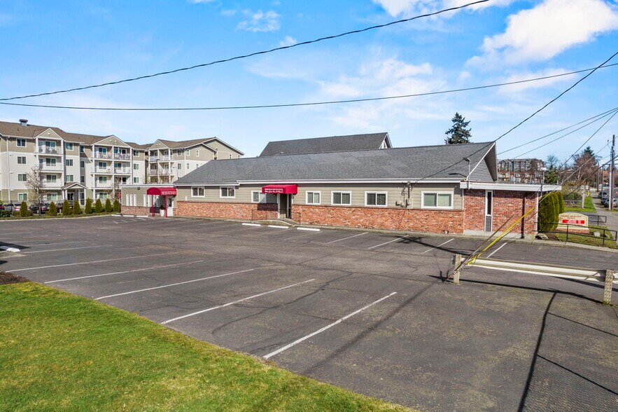 More Photos Of 3201 S 43rd St, Tacoma Specialty For Sale