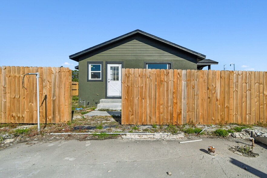 More Photos Of 1821 US Highway 441, Leesburg Land For Sale