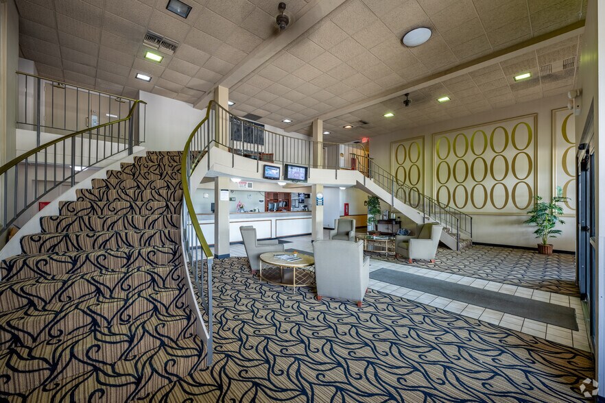 More Photos Of 101 Sky Harbour Dr, La Crosse Hotel For Sale