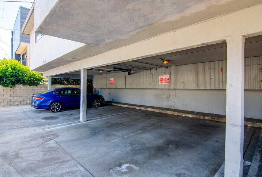 More Photos Of 2023 Preuss Rd, Los Angeles Apartments For Sale