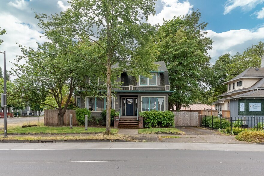 More Photos Of 354 W 6th Ave, Eugene Storefront Retail Office For Sale