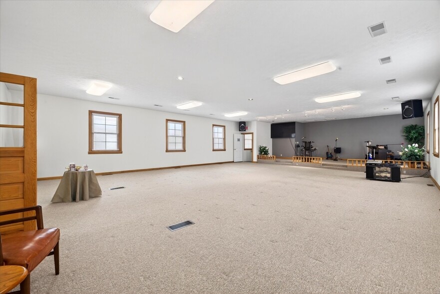 More Photos Of , Spencer Specialty For Sale