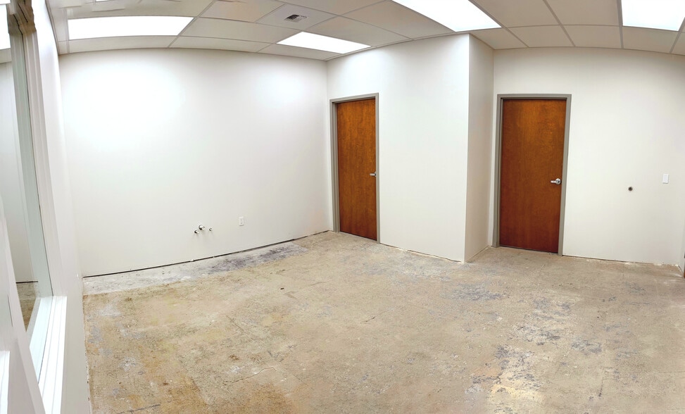 More Photos Of 512 S 2nd Ave, Yakima Warehouse For Lease