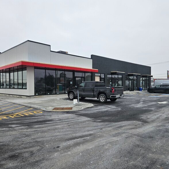 More Photos Of 286 Bunting Rd, St Catharines Unknown For Lease