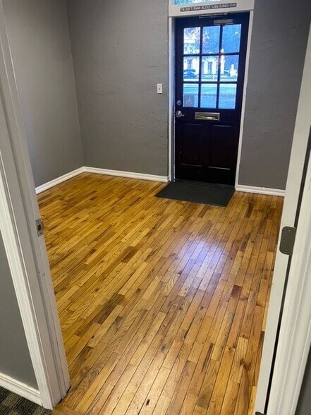 More Photos Of 601 Main St, Placerville Office For Lease