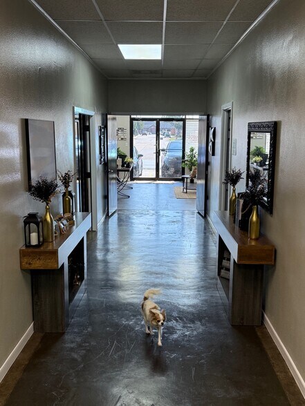 More Photos Of 201 N Winfree St, Dayton Office For Lease