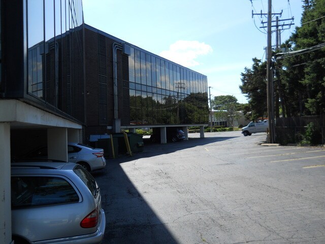 More Photos Of 380 E Northwest Hwy, Des Plaines Medical For Lease