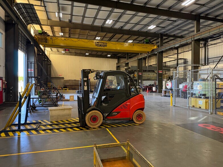 More Photos Of 109 Parkway E, Pell City Manufacturing For Sale
