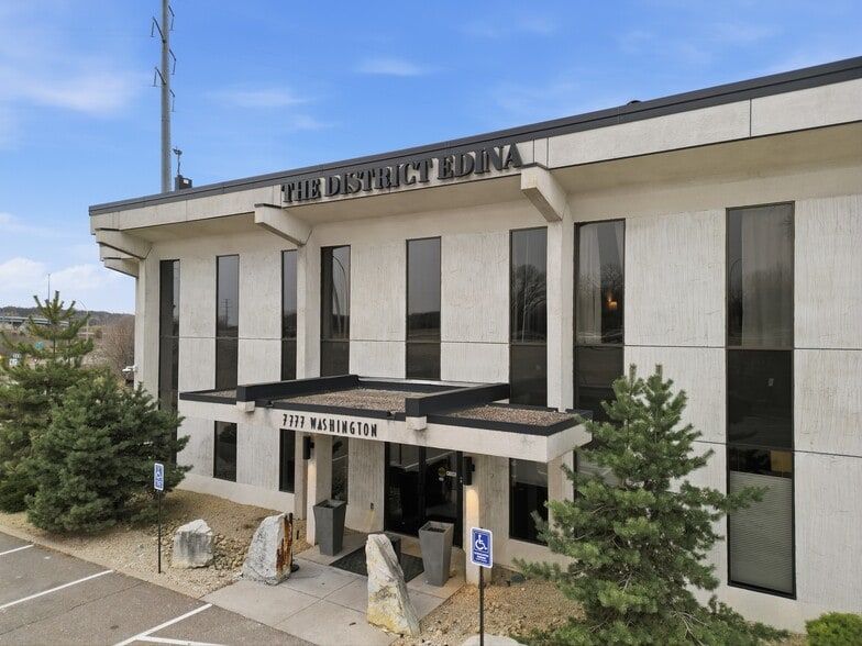 More Photos Of 7777 Washington Ave S, Edina Loft Creative Space For Lease