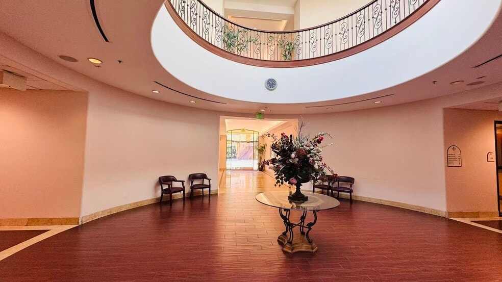 More Photos Of 13768 Roswell Ave, Chino Medical For Lease