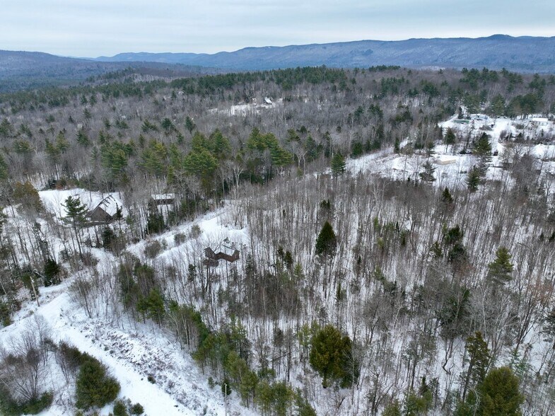 More Photos Of 57 Amanda Ln, Canaan Office For Sale