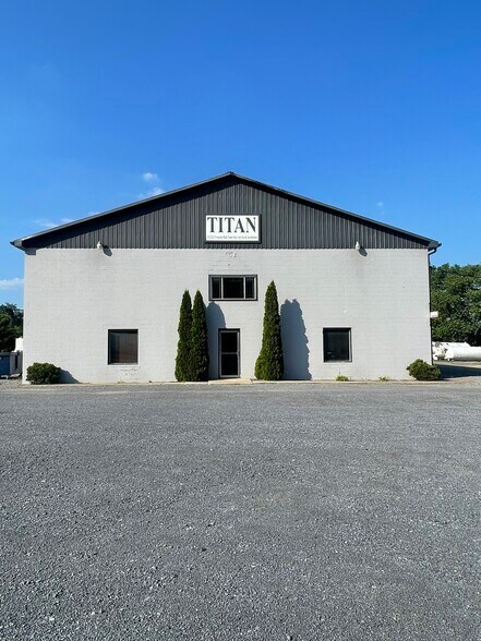 More Photos Of 5559 William Penn Hwy, Alexandria Warehouse For Sale