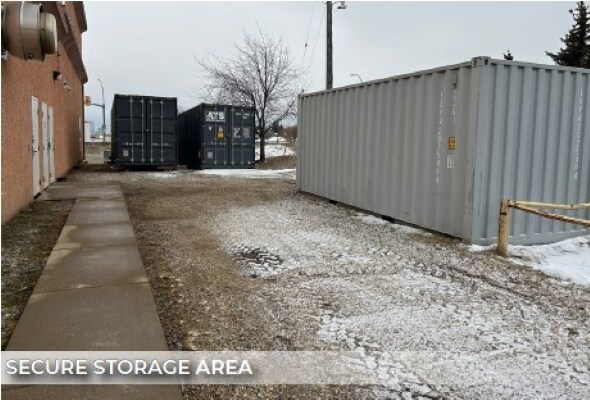 More Photos Of 11816 121 St NW, Edmonton Office For Sale