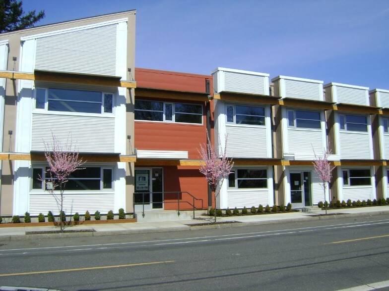 More Photos Of 3829-3843 NE Tillamook St, Portland Office For Lease