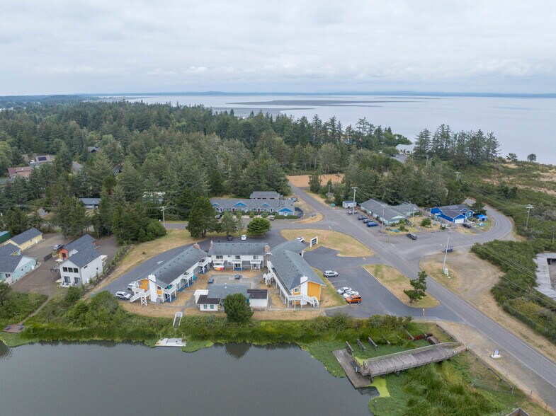 More Photos Of 1031 Discovery Ave SE, Ocean Shores Apartments For Sale