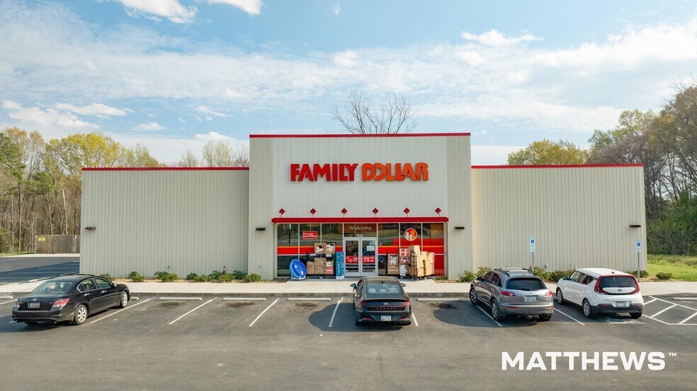 Primary Photo Of 601 W Upshur Ave, Gladewater Storefront For Sale