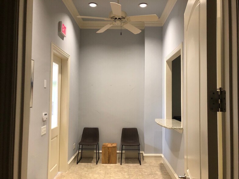 More Photos Of 1141 Keller Pky, Keller Medical For Lease